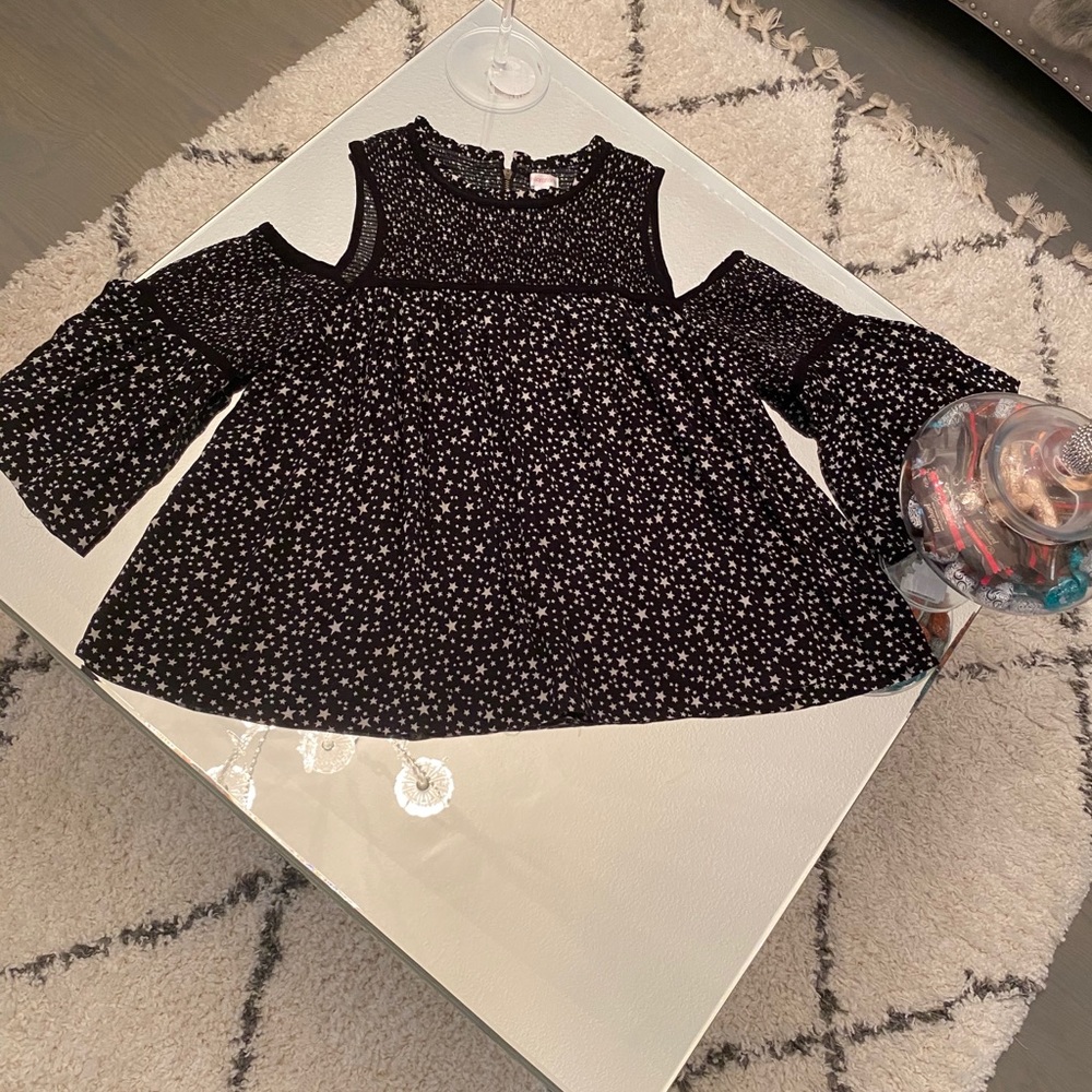 NWOT cold shoulders Blouses